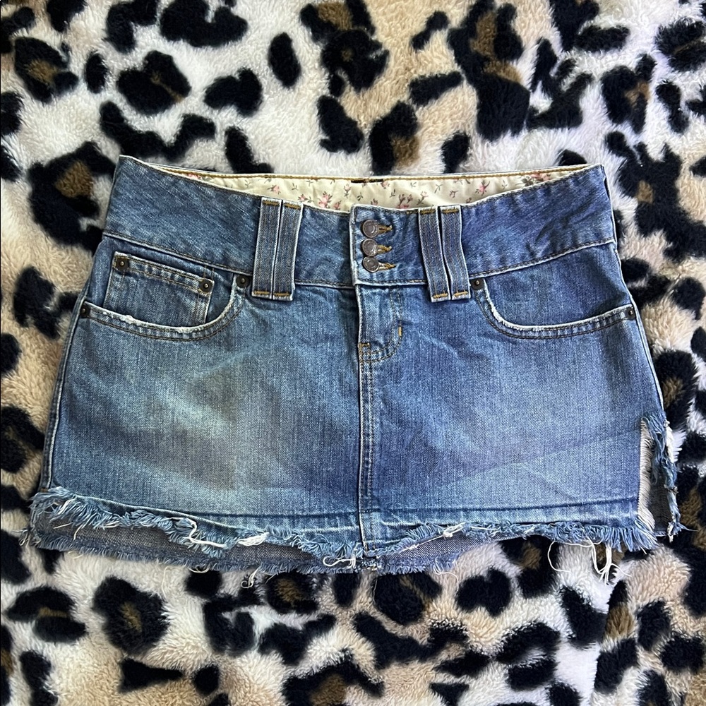 Abercrombie & Fitch Frayed Hem Denim Mini Skirt